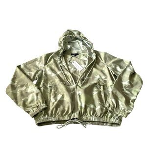 Generation Love Vienna Camo Hooded Windbreaker. Pale Green Camo. Size: M